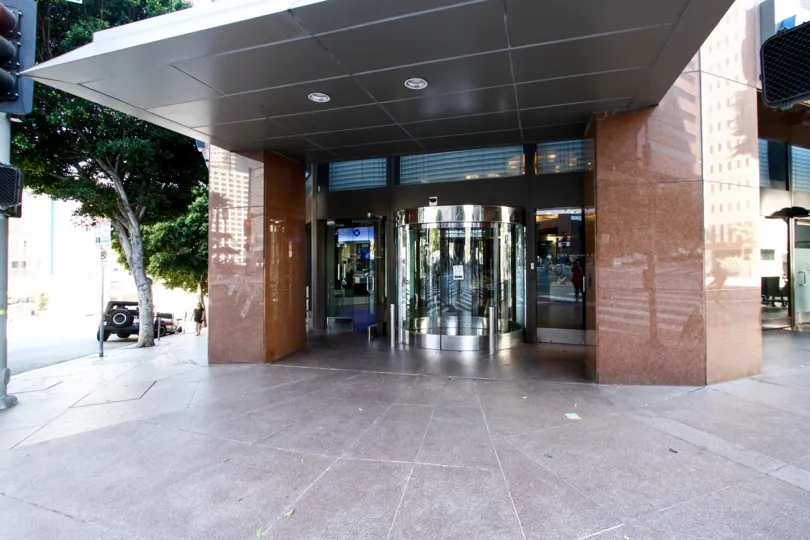 The entrance into 1000 Wilshire
