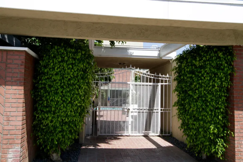 The stunning gated entrance at 4610 Densmore Ave in Encino