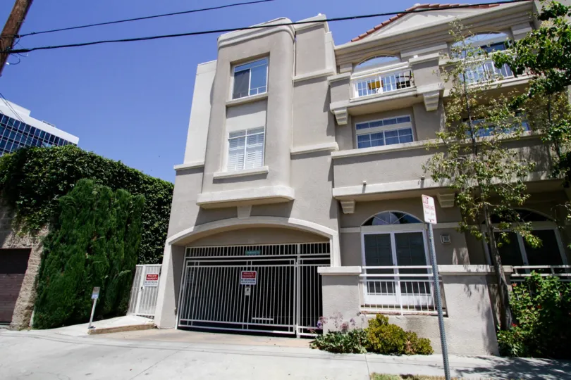 The private parking garage for 4630 Woodley Ave