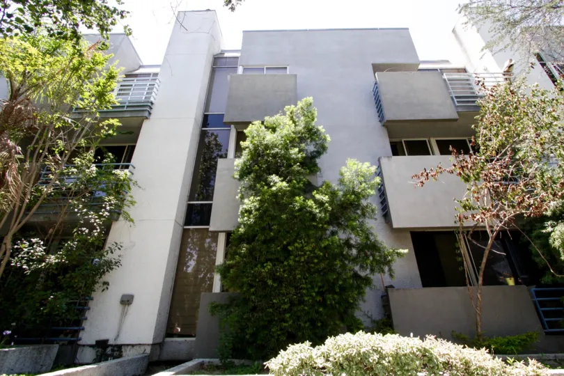 The side view of the building at 5151 Balboa Blvd