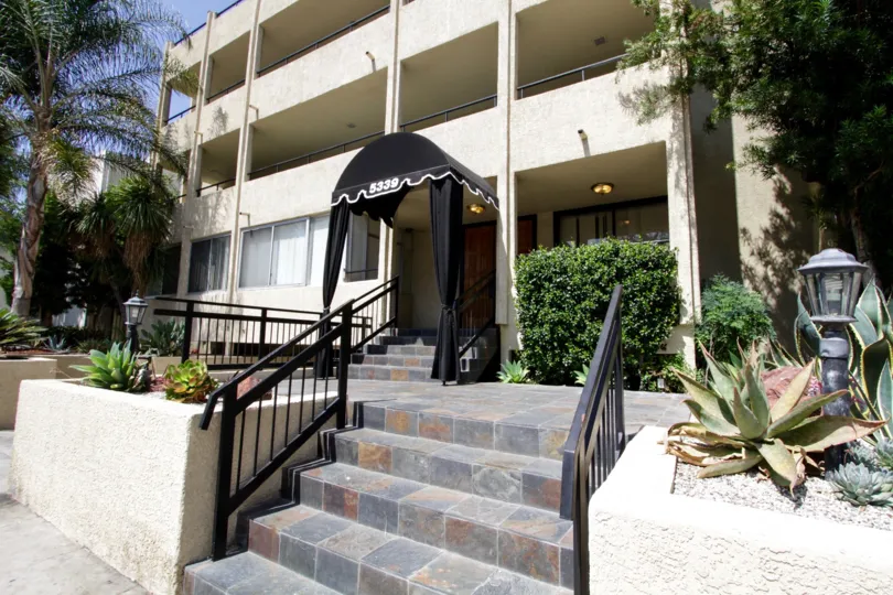 The stone stepped entrance into 5339 Newcastle Ave