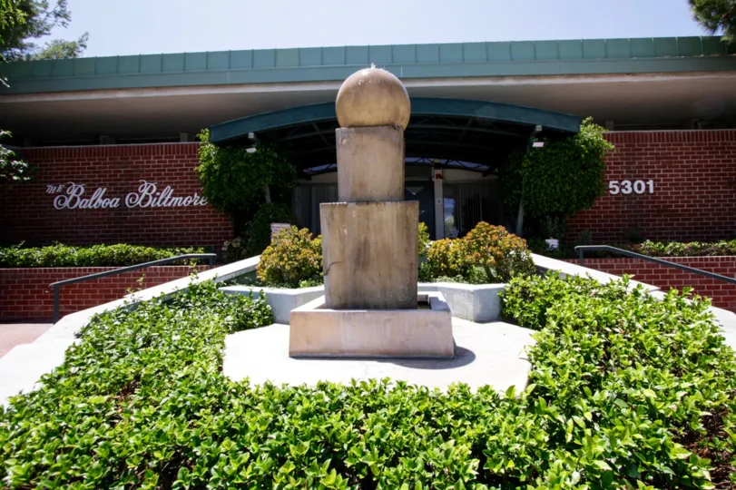 The stairs leading to the entrance of Balboa Biltmore in Encino