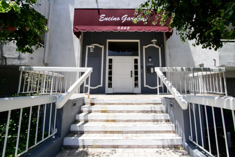 The wide entrance into the Encino Gardens building in Encino