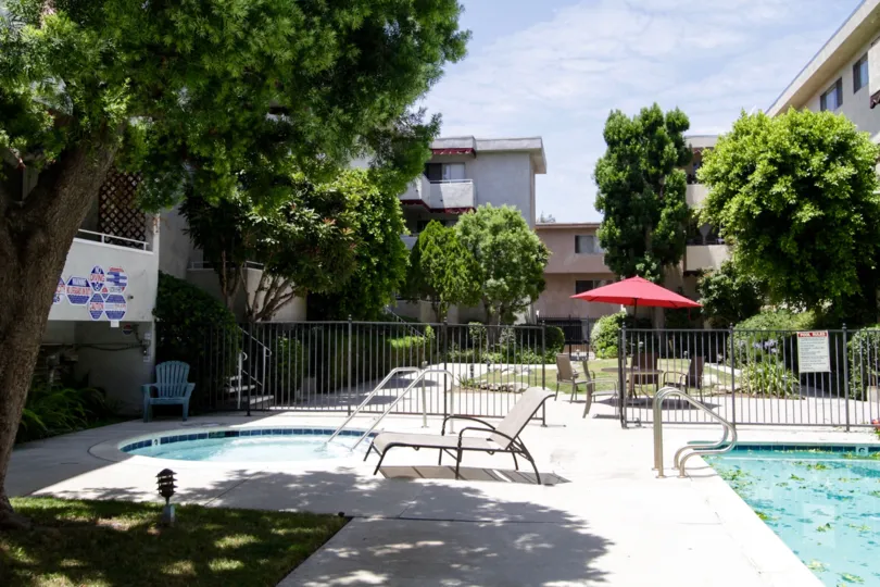 The common area for sun and fun in the Encino Gardens complex