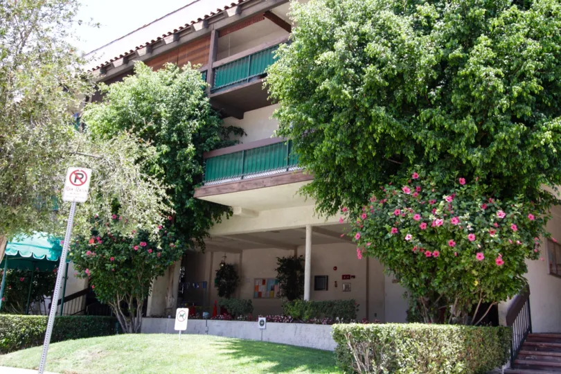 The landscaped deck and exterior of Encino Oaks in Encino