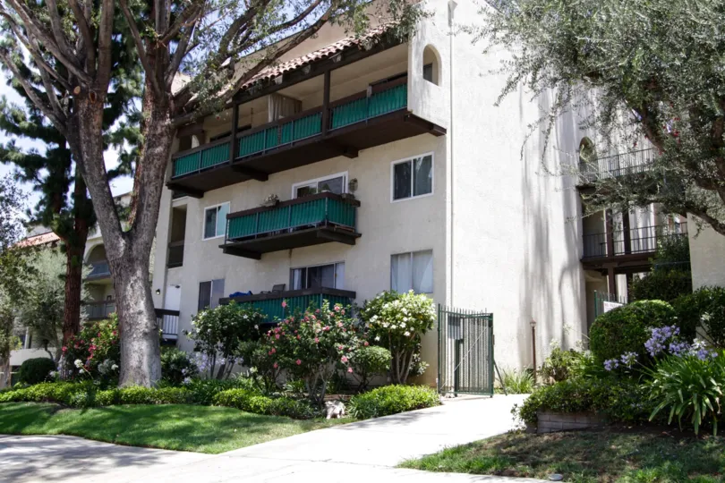 The balconies seen on the Encino Oaks building