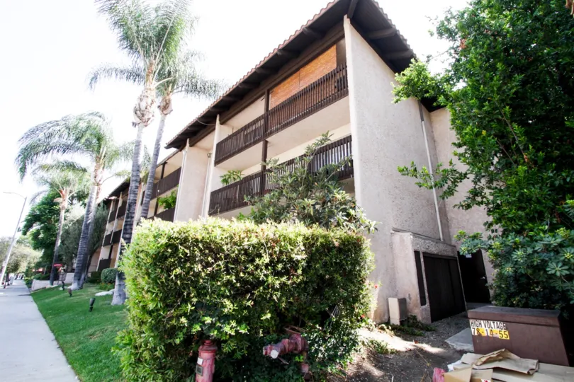 A look at the Encino Spa West building from the street
