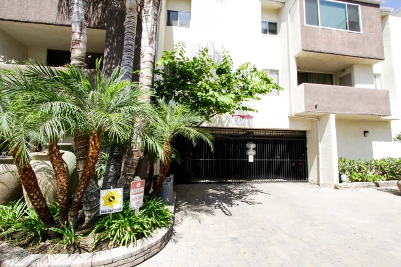The parking garage for Park Encino