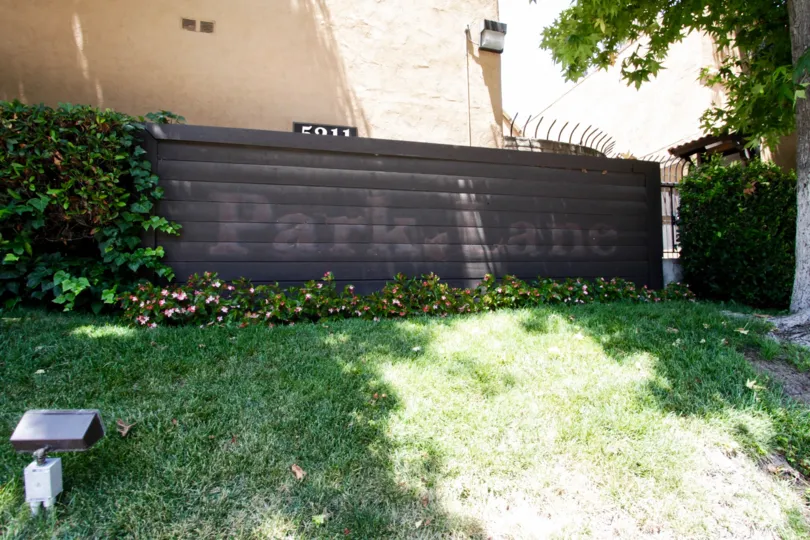 The sign announcing Park Lane in Encino
