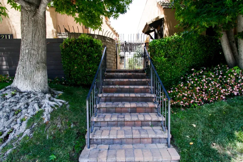 The stairs leading up into Park Lane