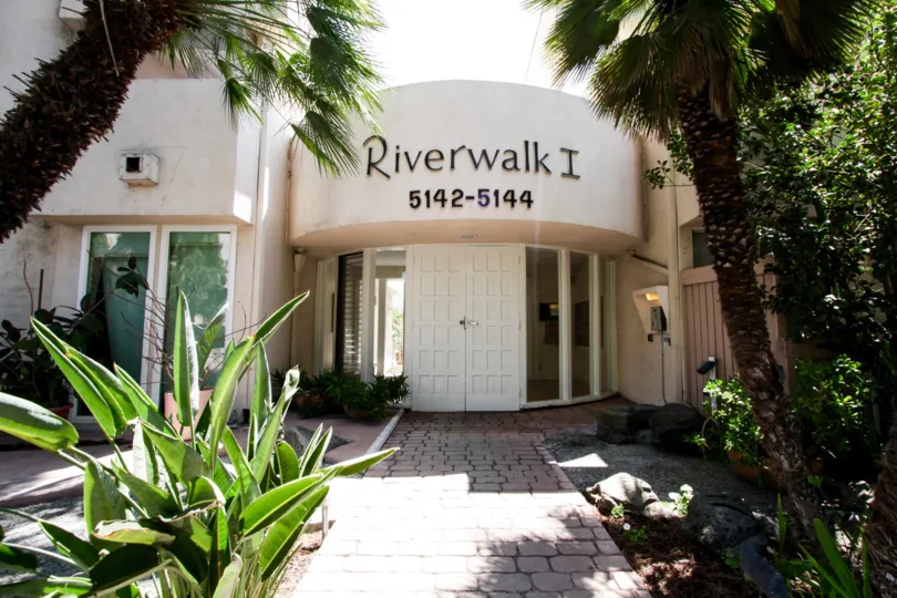 The grand entrance to the Riverwalk I property in Encino
