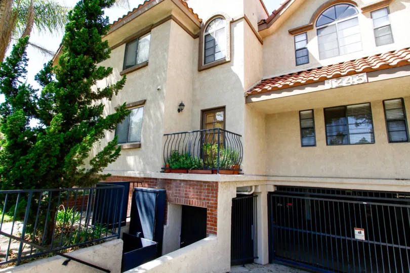 The balcony at 1245 Orange Grove Ave