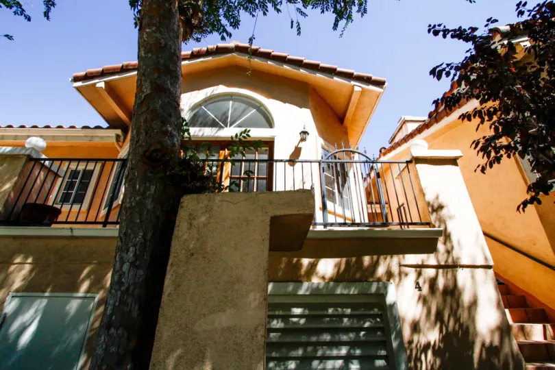 The balcony at 1625 Riverside Dr