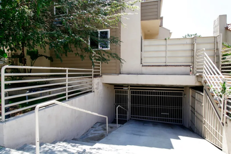 The drive into the parking area for 428 W California Ave