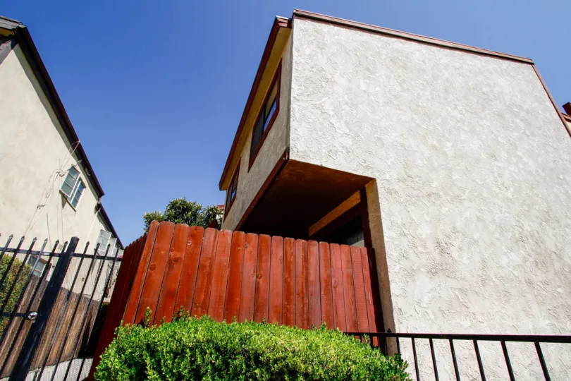 The privacy fence around 508 Porter St in Glendale California