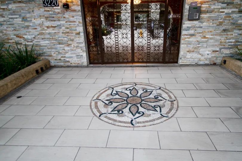 The décor seen at Altura Gardens in Glendale California