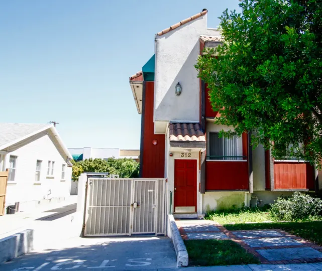 The view of the California Garden from the street