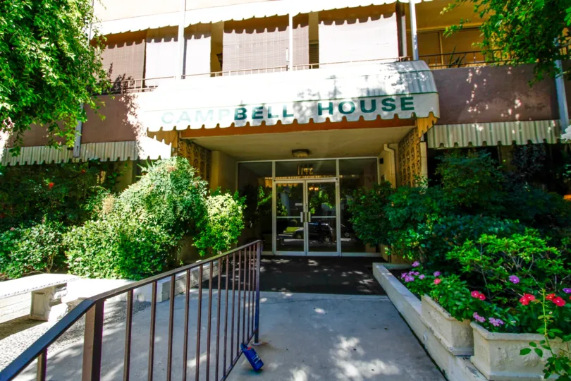 The entryway into Campbell House in Glendale California