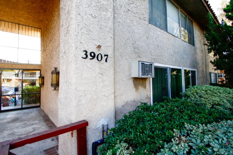 The address on the Casa de Verdugo building