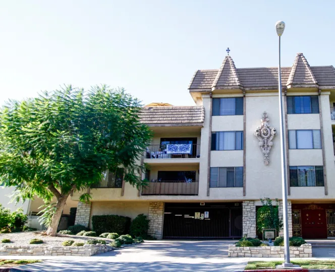 The Diana Manor building in Glendale California