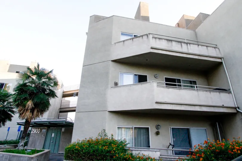 The balconies at the Glen Valley in Glendale California