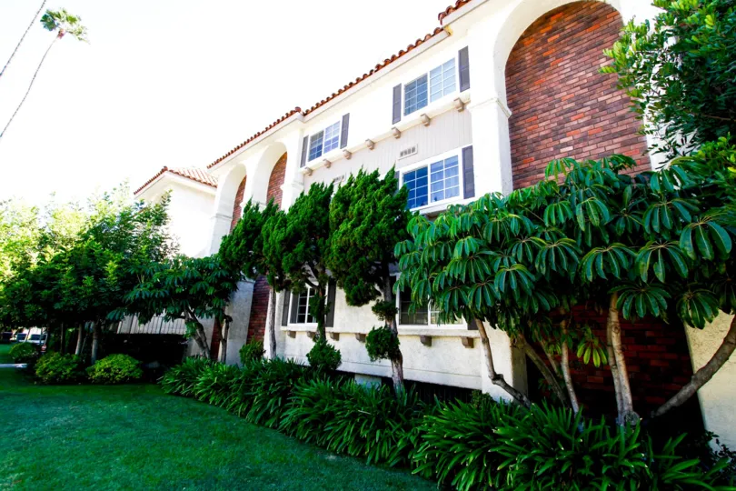 The trees in front of the Glenoaks Villa