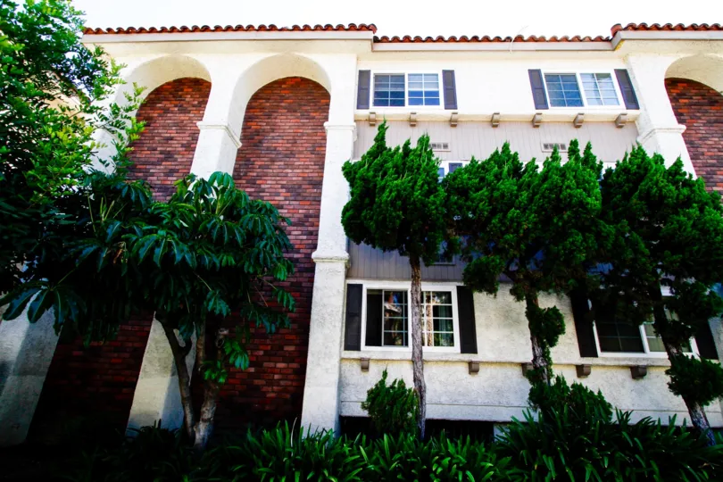 The Glenoaks Villa building