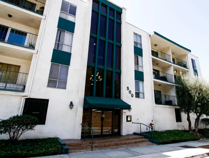 The Jackson Place building in Glendale California