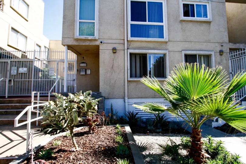 The landscaping at Maple Condos in Glendale California