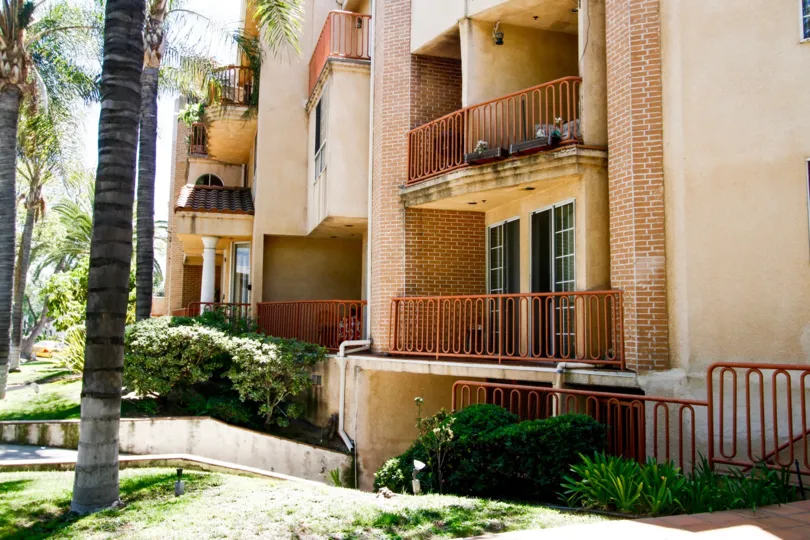 The balconies at Piedmont Terrace