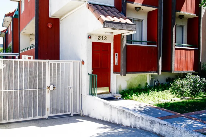 The address above the entrance into the Thompson Villas