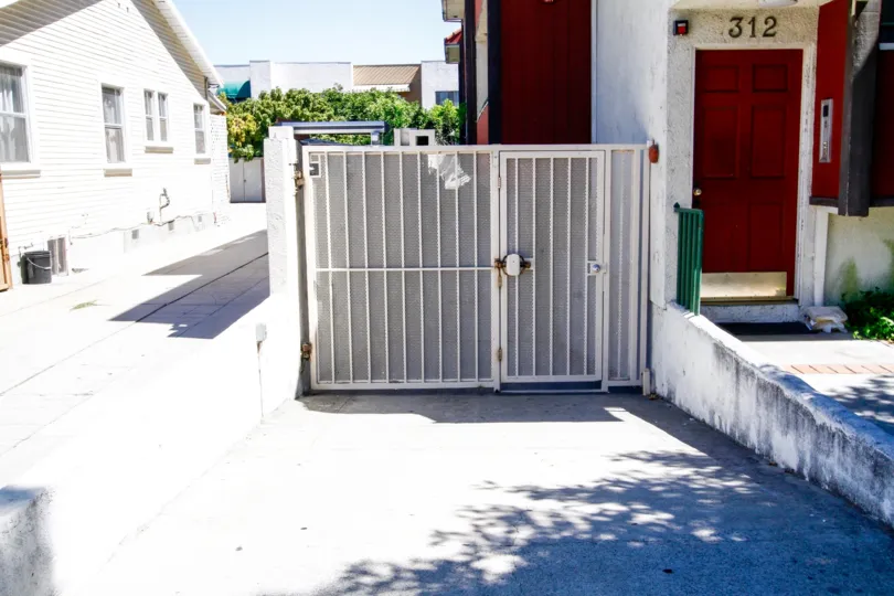 The gate at the Thompson Villas