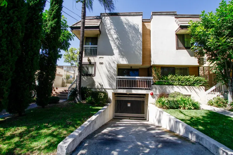 The parking for Wilson Terrace in Glendale California