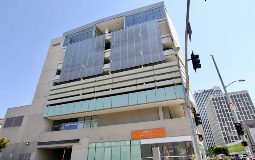 Midrise building, retail on first level. Solair, Hancock Park, California