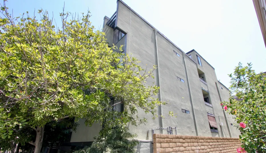 A BENTLEY VILLAGE IS A LARGE BUILDING AND GOOD COURTGARD