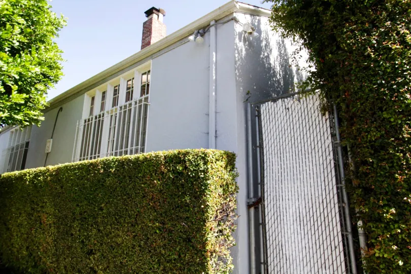 Banner Manor is a private condo building in Hollywood