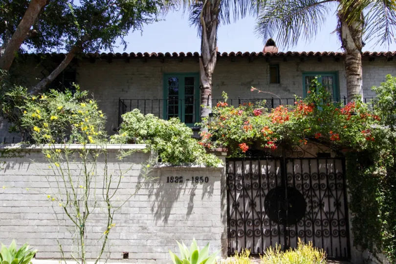 El Cabrillo is a beautiful private building in Hollywood