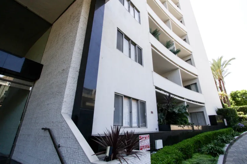 Large balconies accompany the Franklin Towers condos