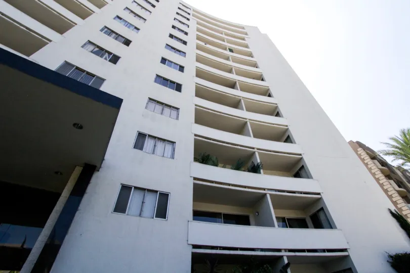 The top two floors of Franklin Towers offer double sized balconies