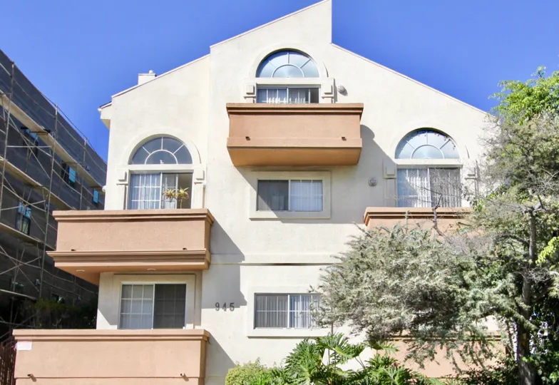 The view of Hudson Terrace in Hollywood, California