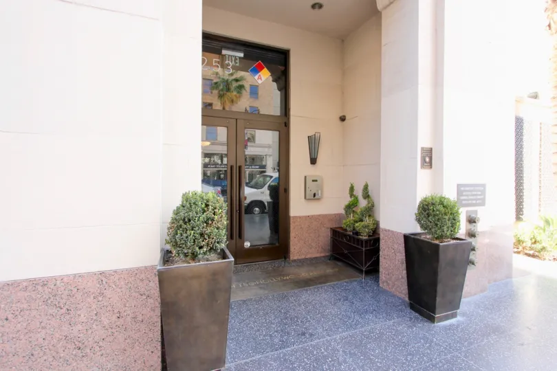 The entryway into The Lofts at Hollywood and Vine in Hollywood, California