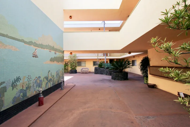 The common area in The Polynesian
