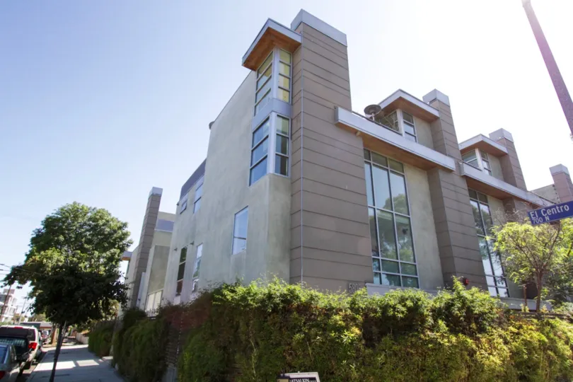 Waring Lofts is a condo building located in Hollywood California