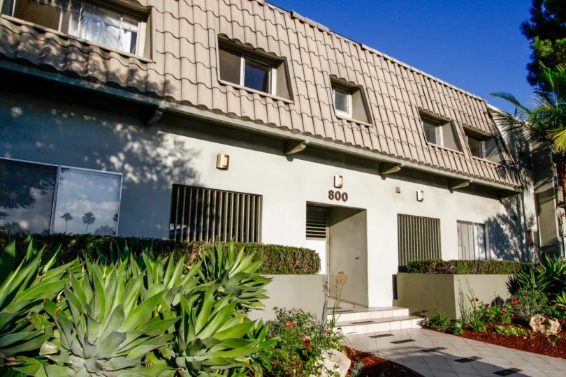The entrance into Eucalyptus Oasis in Inglewood