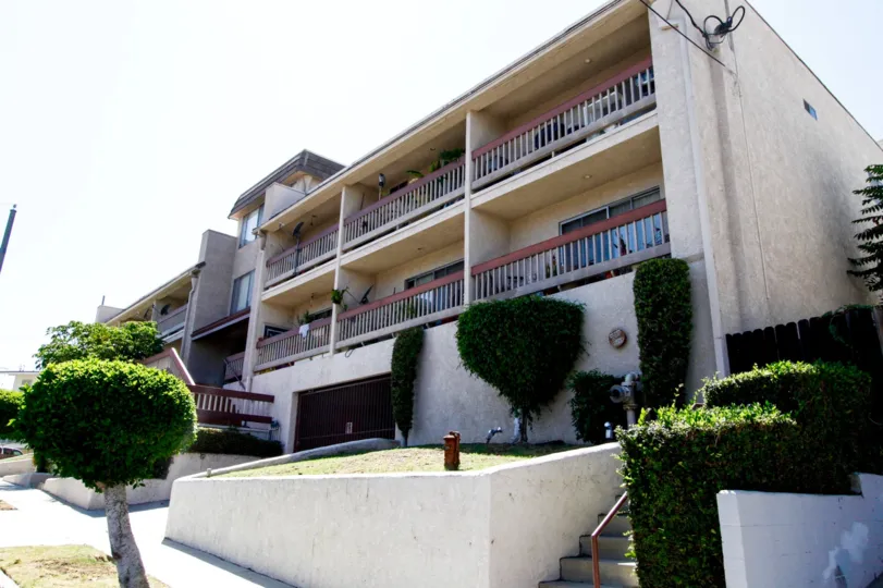 The Evergreen Townhomes building in Inglewood
