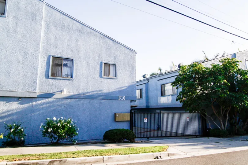 The Inglewood Estates building in Inglewood