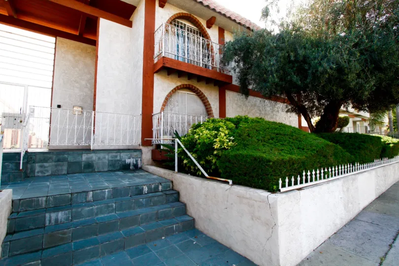 The landscaping seen at La Casa Rica in Inglewood