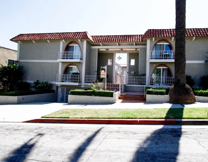 The Las Palmas building in Inglewood