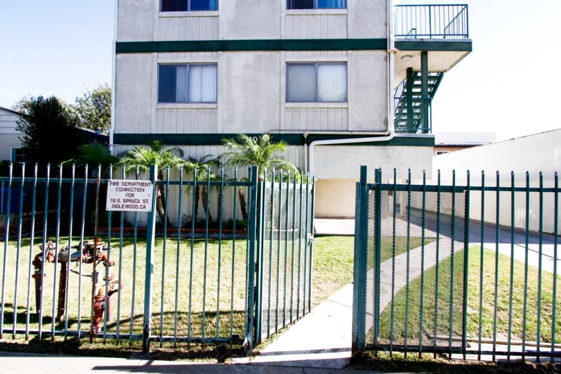 The entrance into Spruce Townhomes in Inglewood