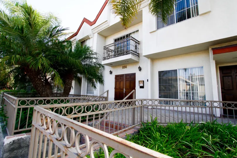 The entryway up to West Beach Villas